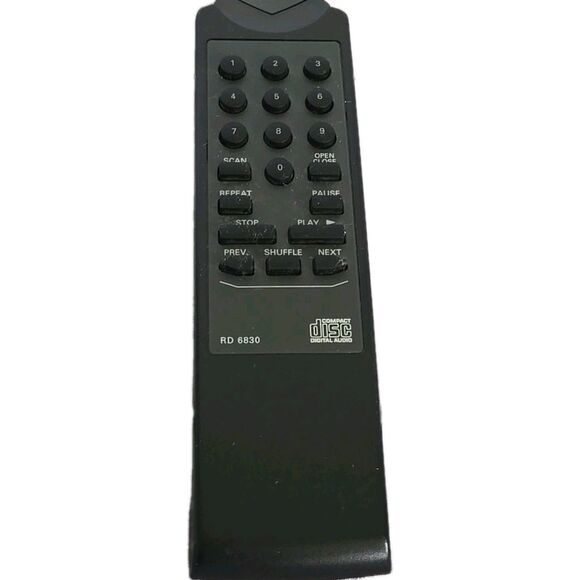 Compact disc Digital Audio Infra Red 5 Button Remote Control Black RD 6830 6 In. - Picture 1 of 6